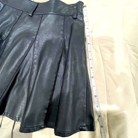 Faux Leather skirt NWOT - Picture 9 of 9